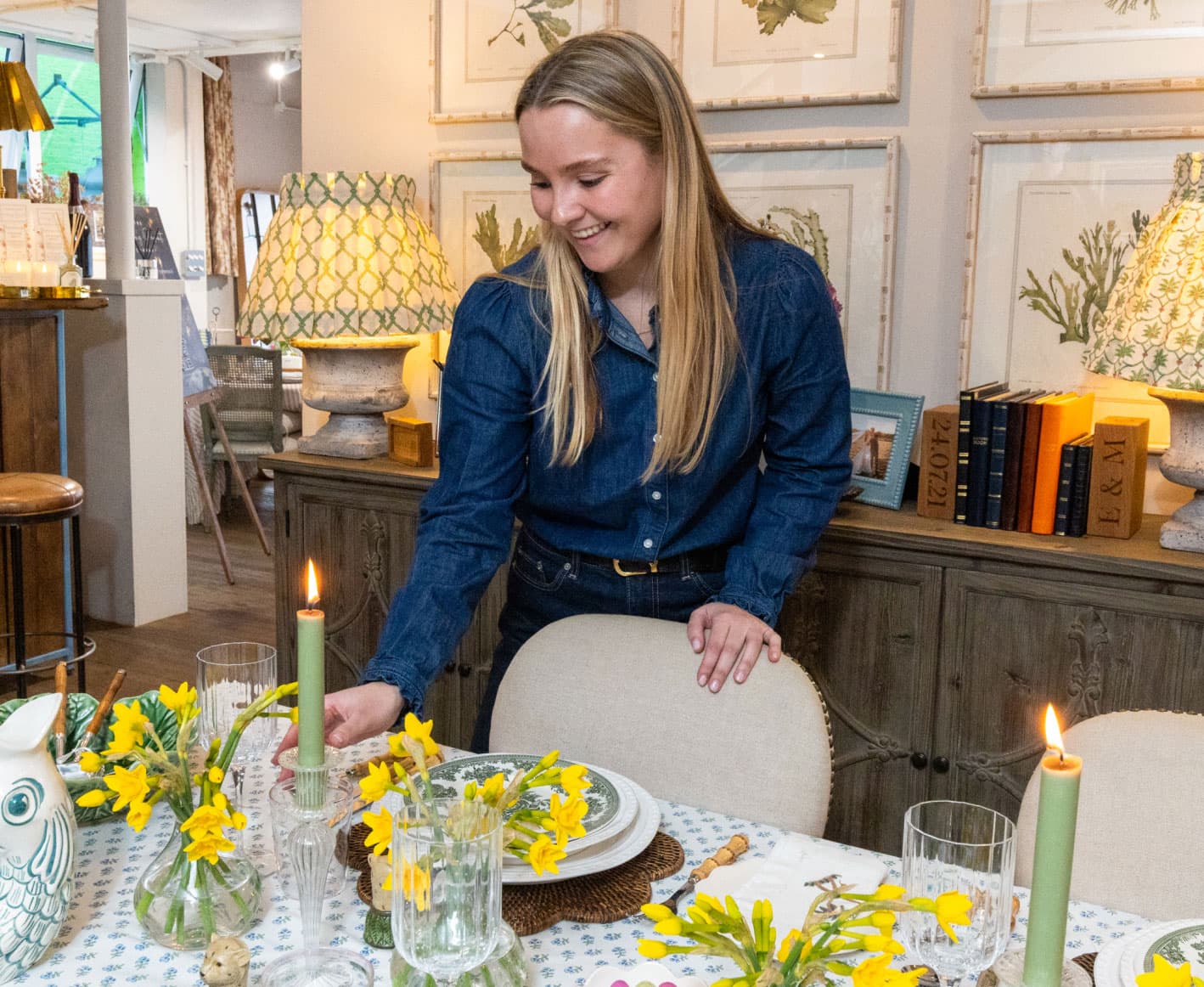 Wedding List Advisor sets the tablescape in The Wedding Present Company showroom