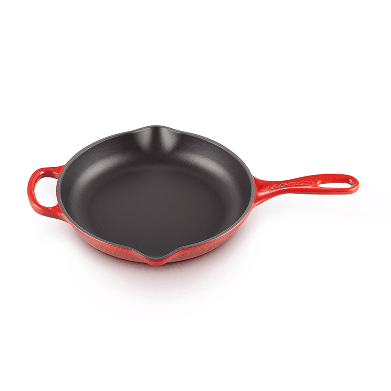 Signature Cast Iron Skillet, 26cm, Cerise