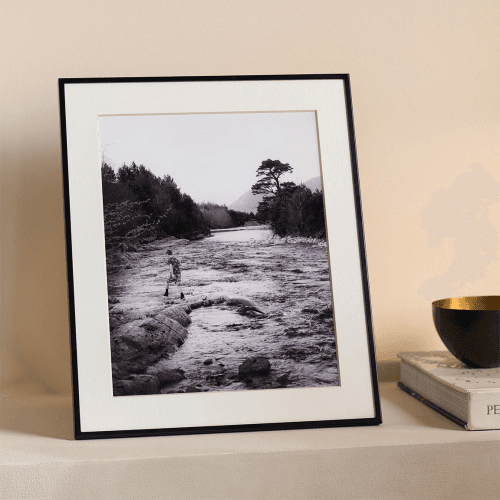 Image showing the Fine Black Frame product.