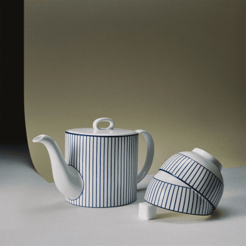 Image showing the Gio Pinstripe Teapot product.