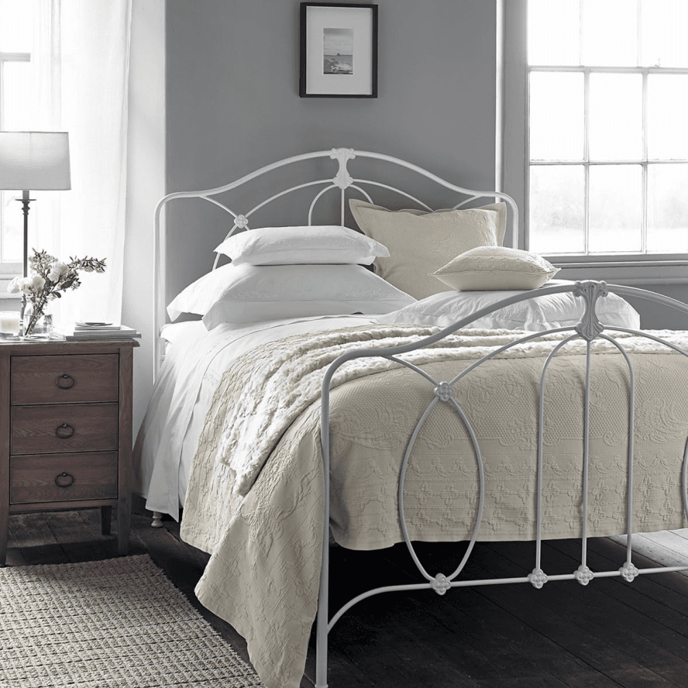 Adeline Super king size duvet cover, White