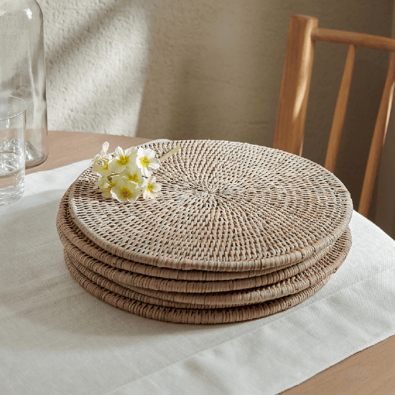 Ashcroft Set of 6 Round Placemats, D29cm, Rattan