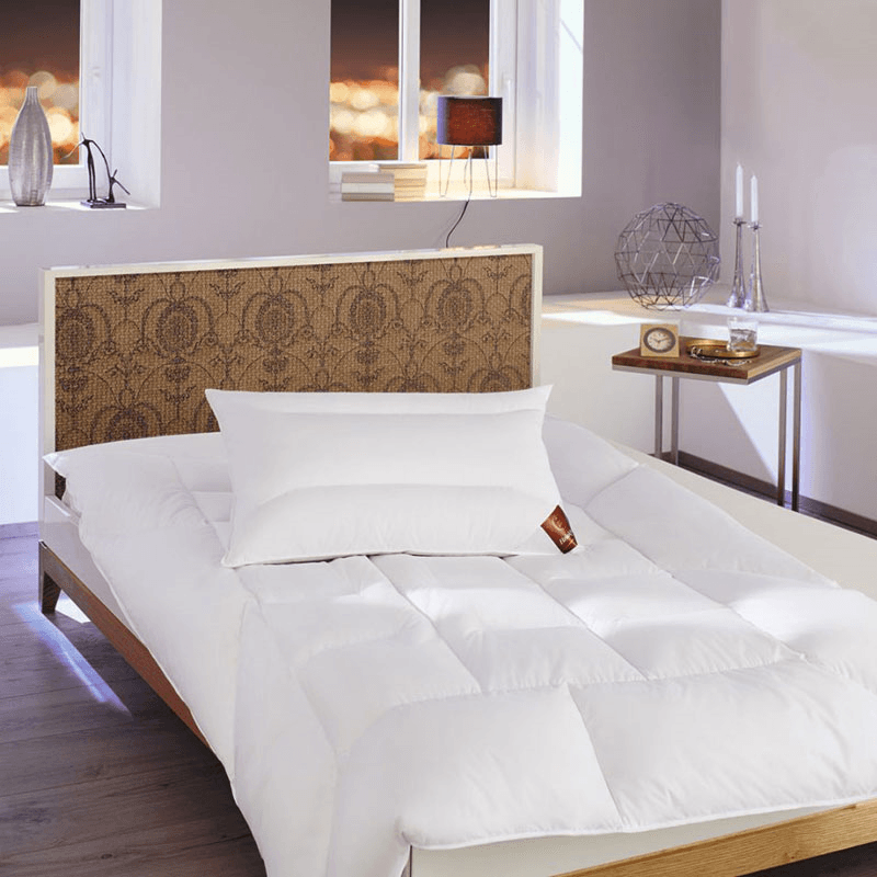 The Sapphire Pillow, 50 x 75cm, White