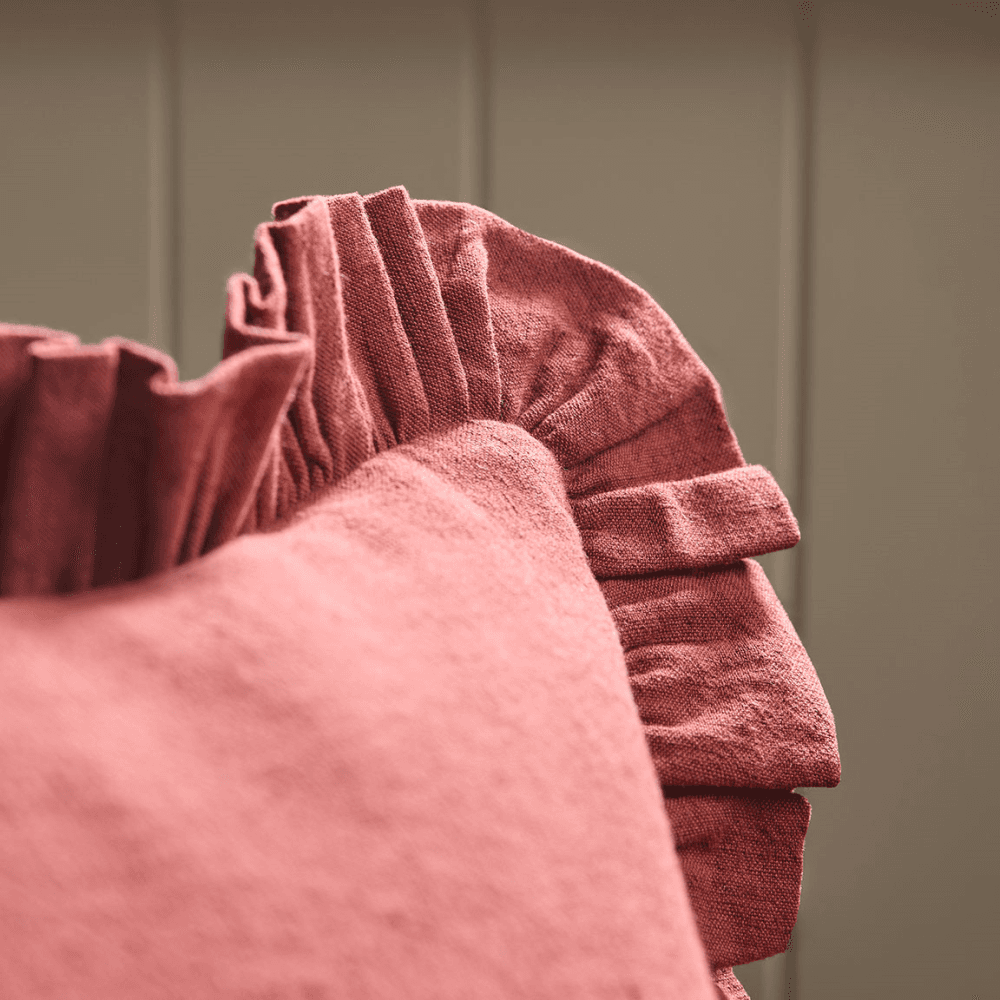 Scalloped Cushion Cover