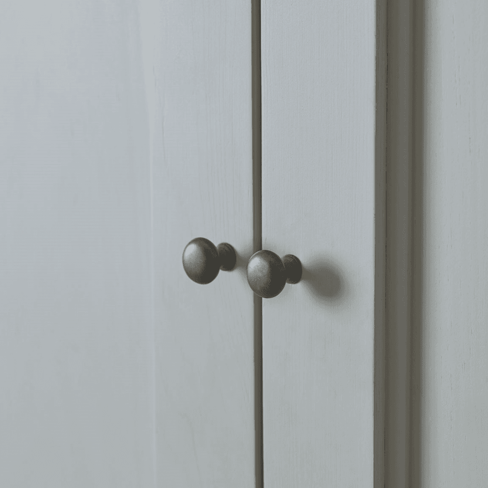 Hanne Larder Cabinet, Grey