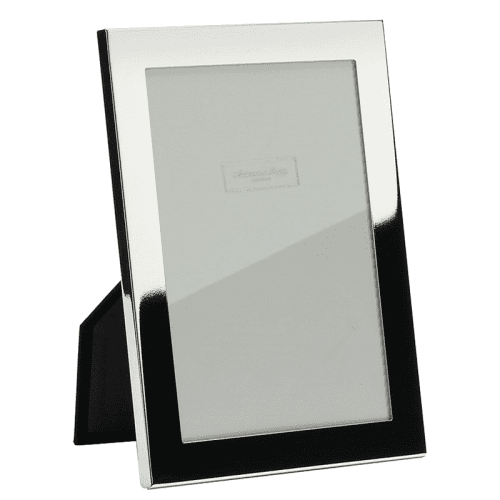 Image showing the Flat Border Photo Frame product.
