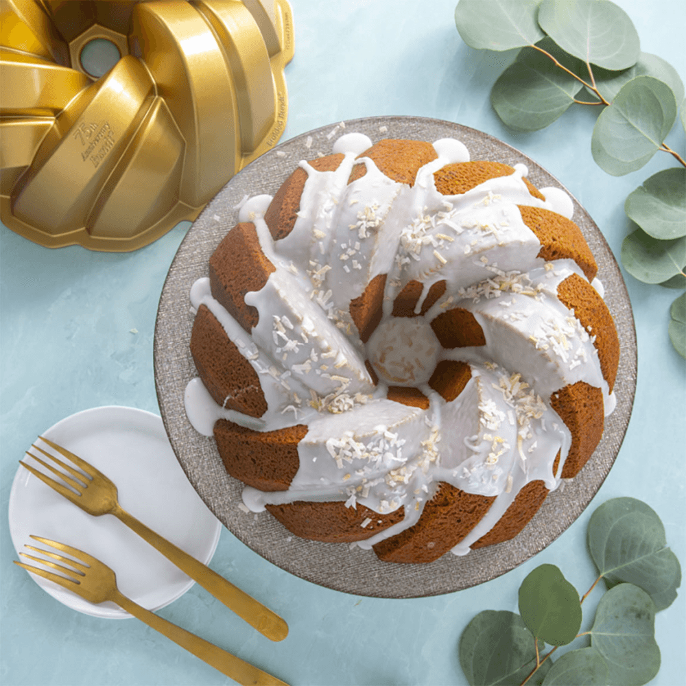 Premier Cast Braided Bundt Pan, Gold