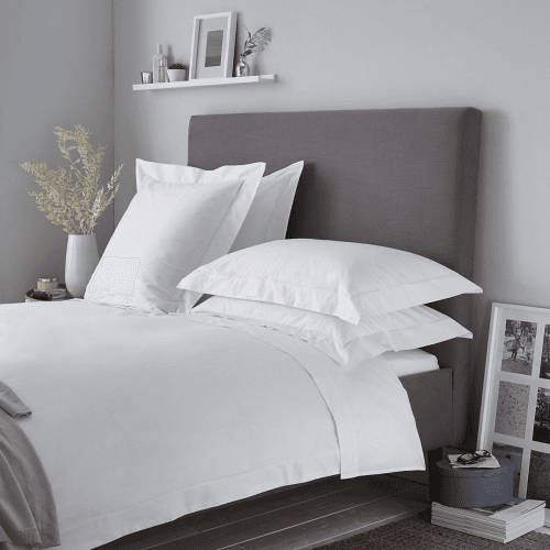 Image showing the Savoy - 400 Thread Count Egyptian Cotton King duvet cover, W225 x L220cm, White product.