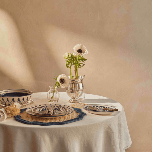 Image showing the Helecho Salad Bowl, Deep Blue product.
