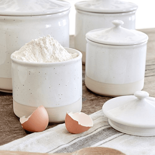 Image showing the Fattoria Large canister, D19 x H21cm, White product.