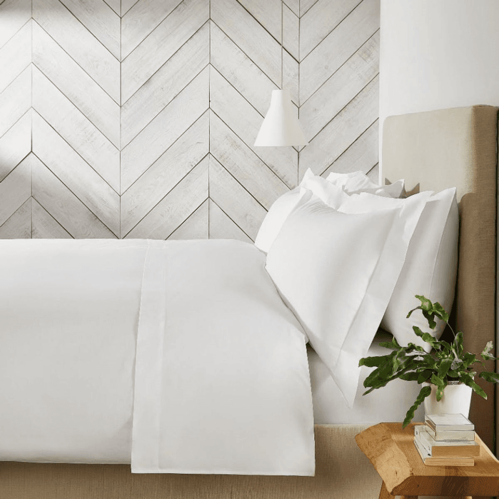 Essentials - 200 Thread Count Egyptian Cotton Double fitted sheet, W140 x L190 x D30cm, White