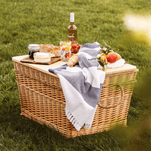 Image showing the Lea Insulated Picnic Hamper, 60 x 45cm, Natural product.