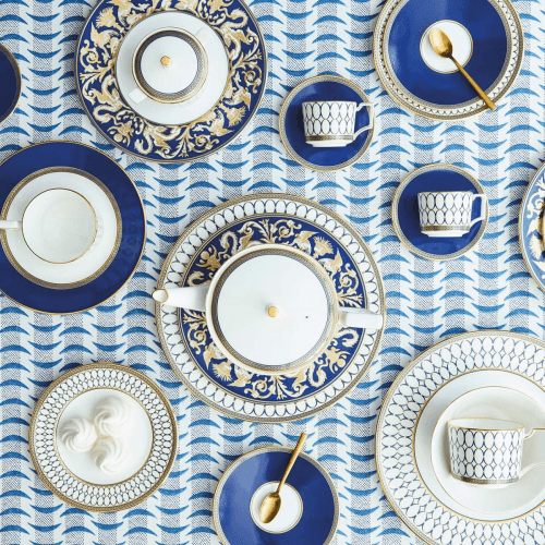 Image showing the Renaissance Gold Oval Platter product.