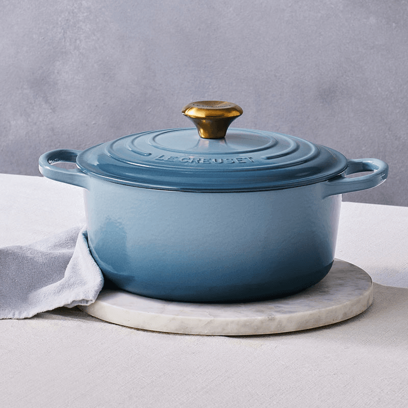 Signature Cast Iron Round Casserole Dish, 26cm, Chambray