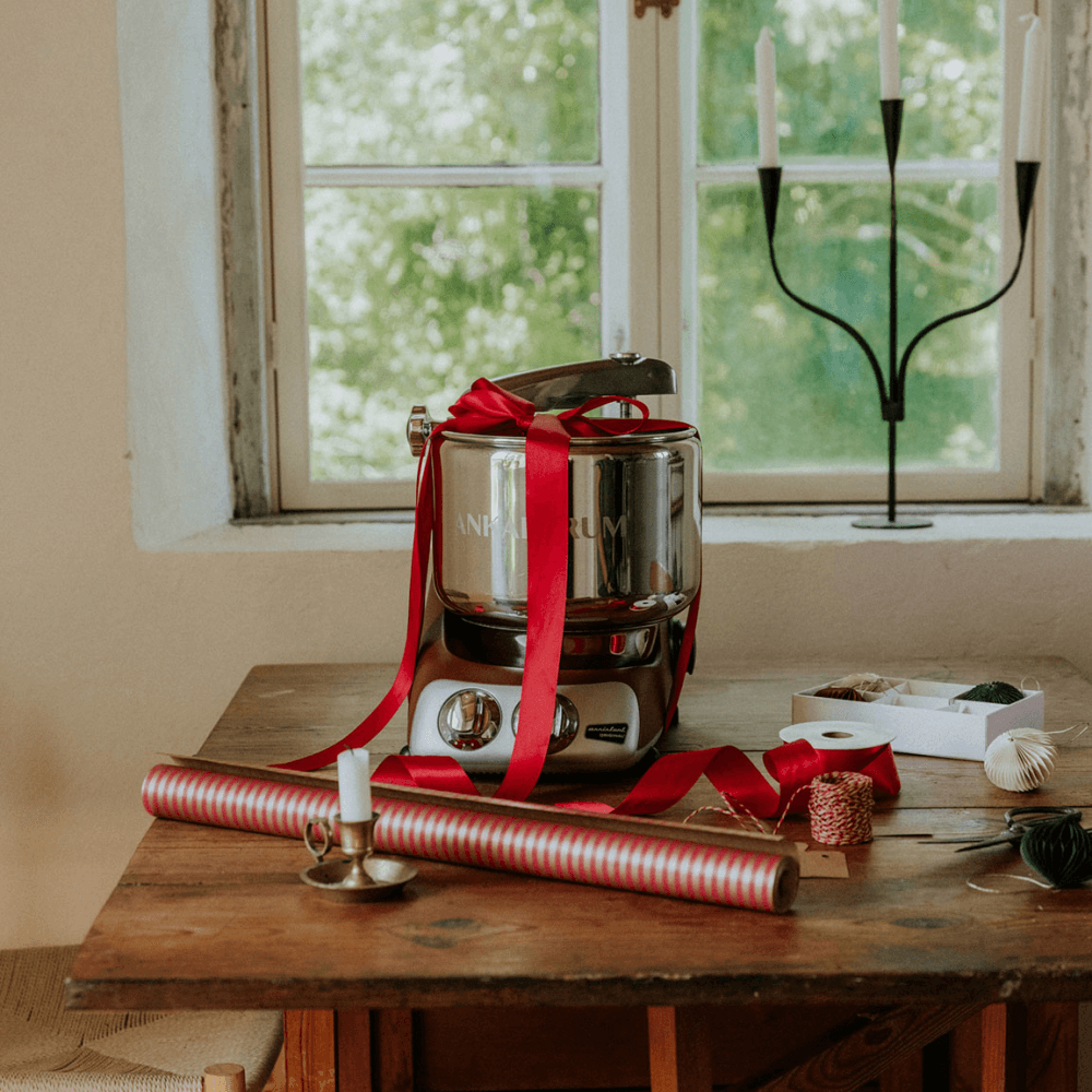 Assistent Stand Mixer, Rustic Maroon