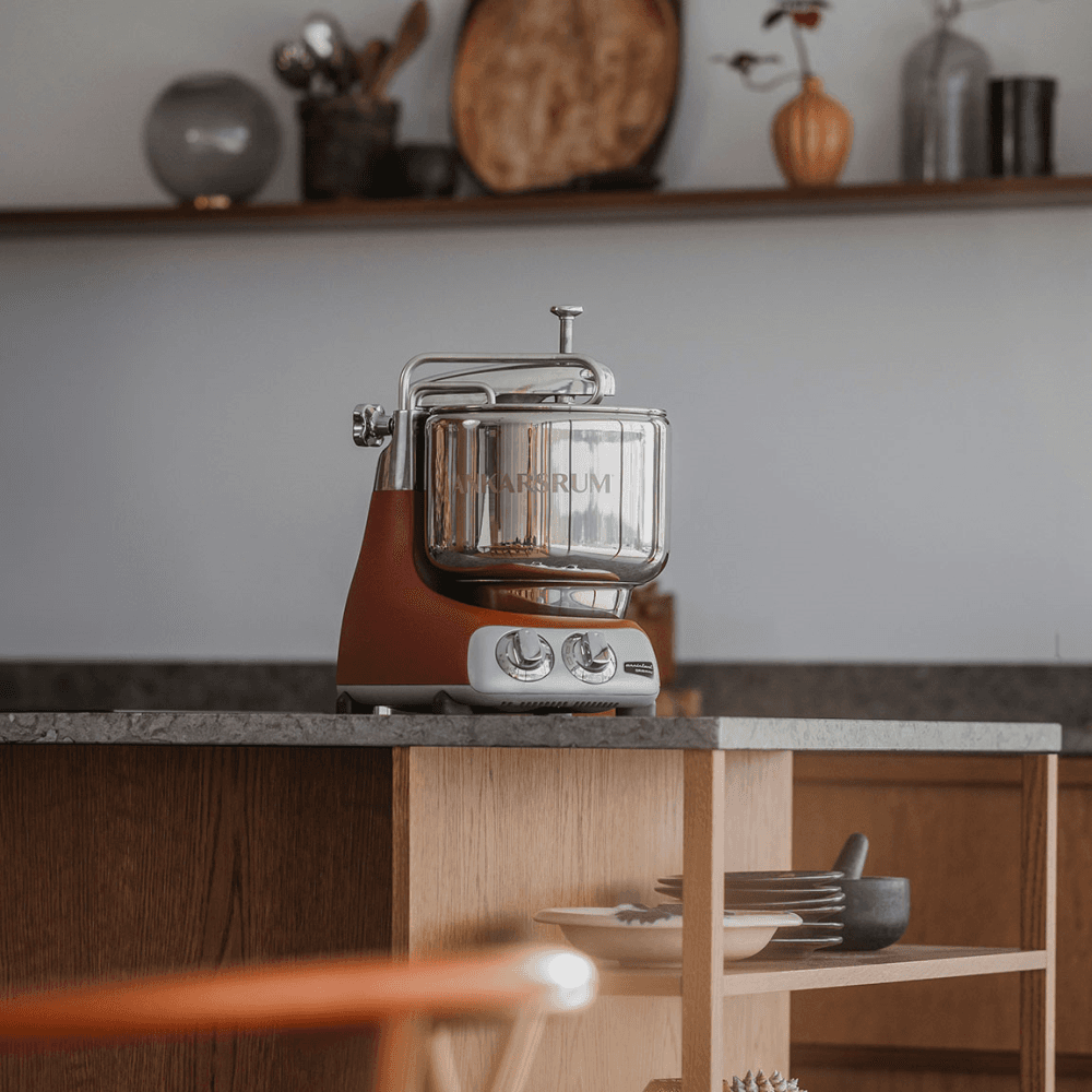 Assistent Stand Mixer, Rustic Maroon