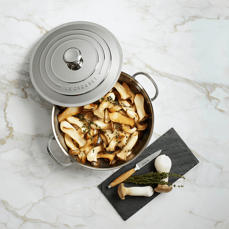Signature Uncoated Stockpot with lid