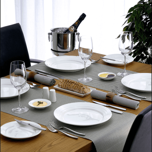 Image showing the Essence Oval Platter, White product.