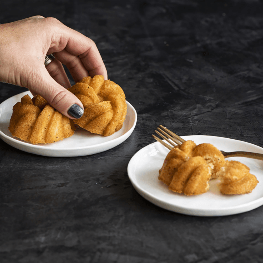Premier Cast Mini Braided Bundt Pan, Gold