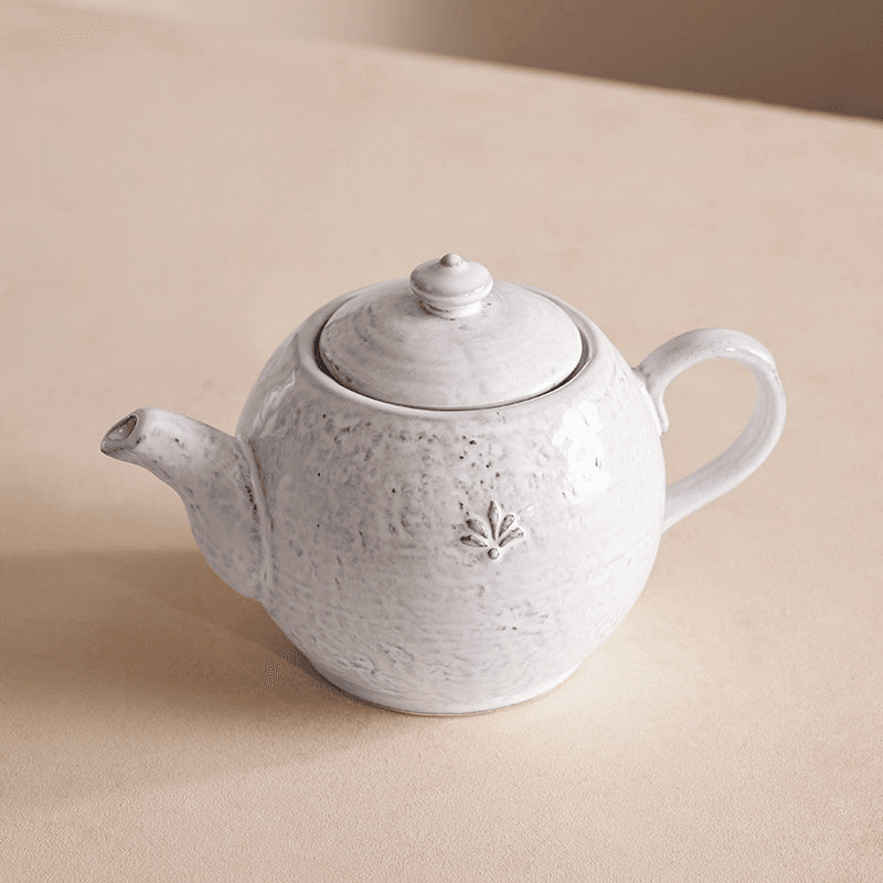 Hillcrest Teapot, White