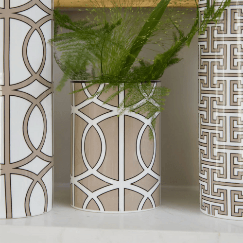 Image showing the Loop Vase, Truffle product.
