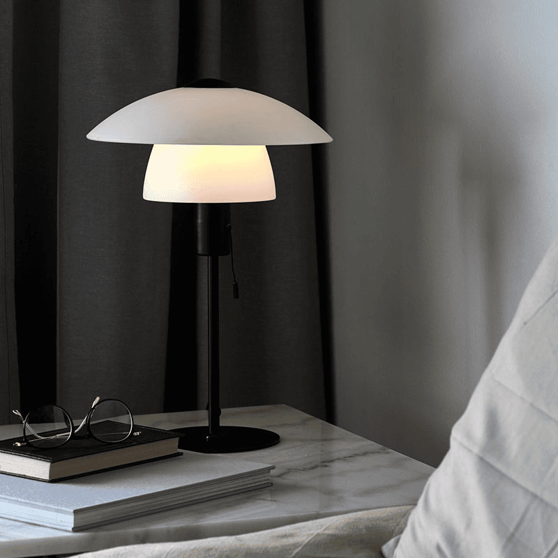 Verona Table Lamp, Opal White