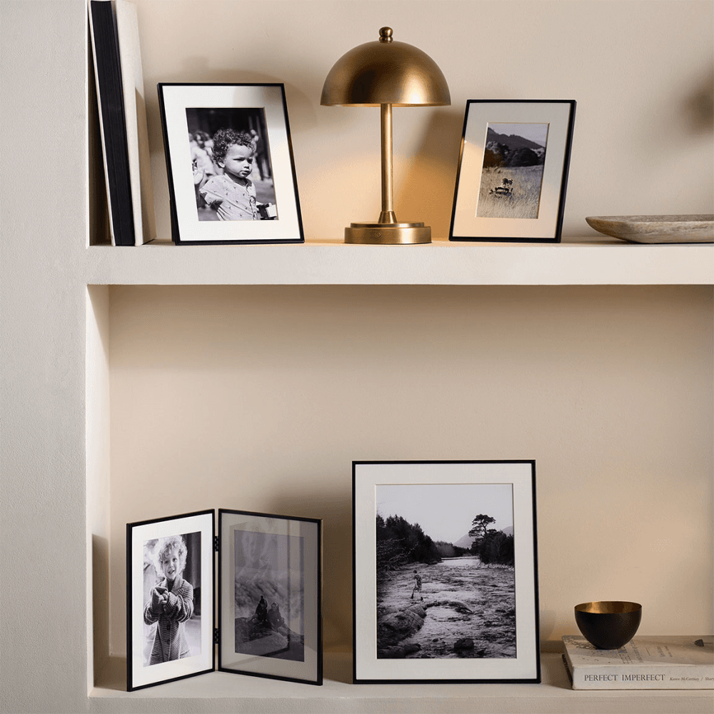 Fine Black Frame