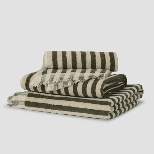 Image showing the Pembroke Stripe Hand Towel product.