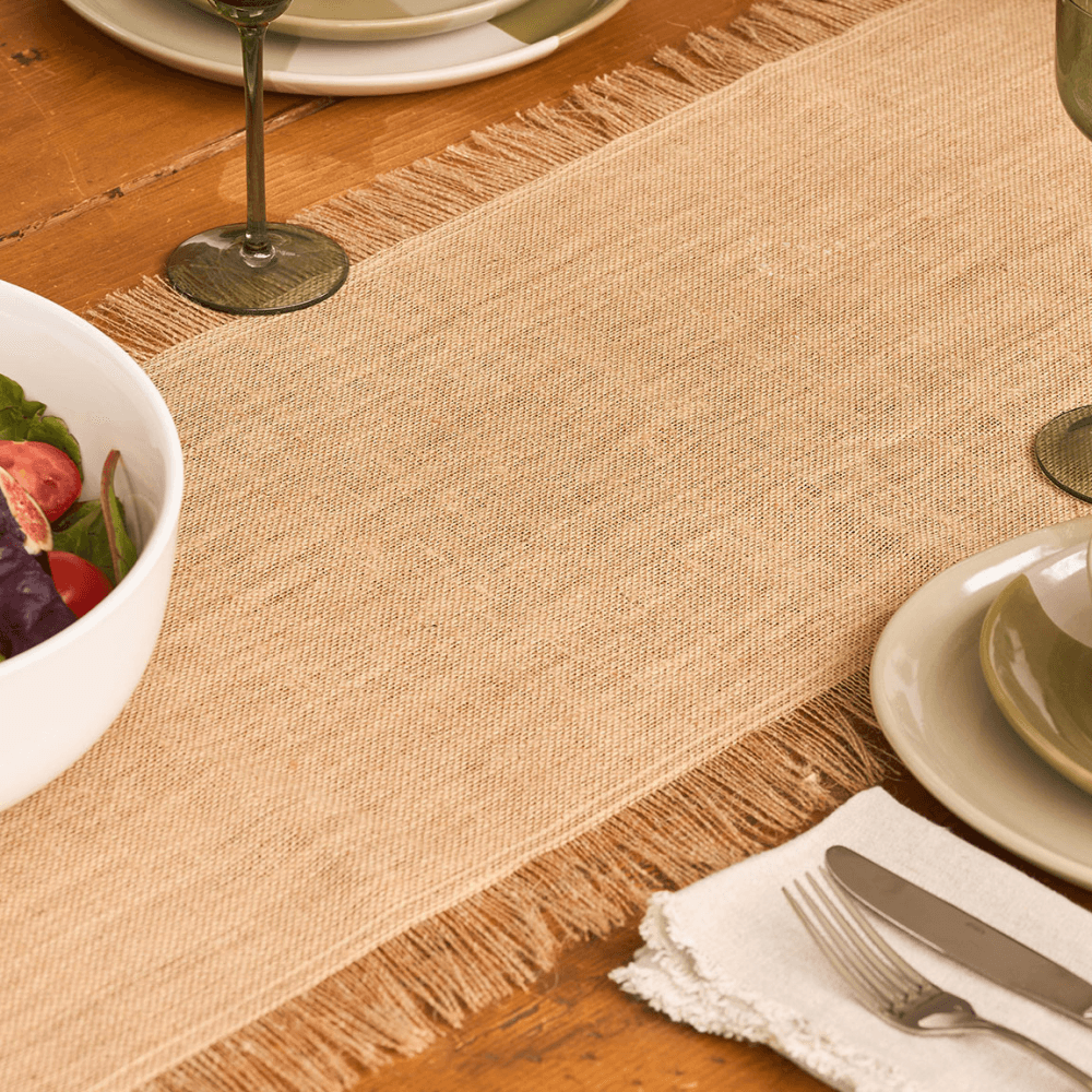 Mikasa Jute Table Runner, Natural