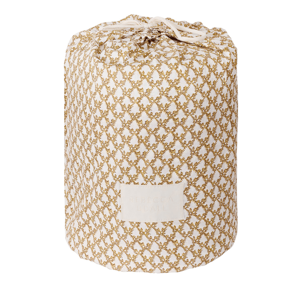 Clara Bedspread, Tobacco