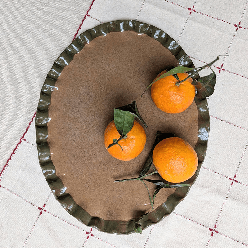 Frill Platter, Smokey Olive Edge