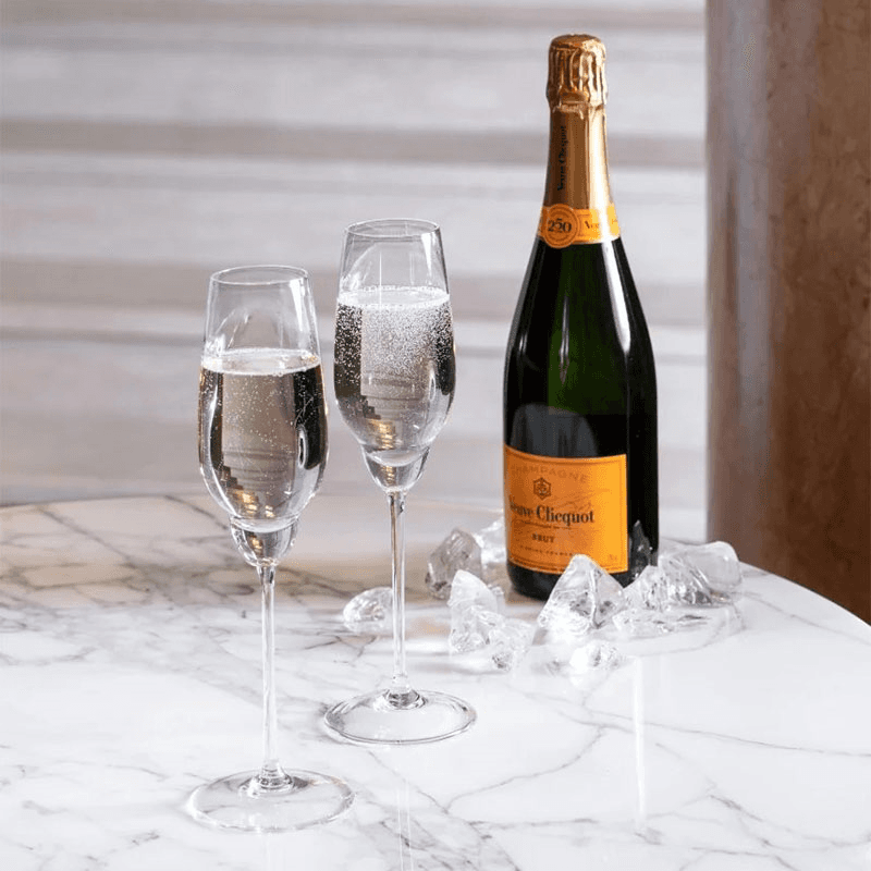 Shadows Set of 2 Champagne Glasses, Cloudless Clear