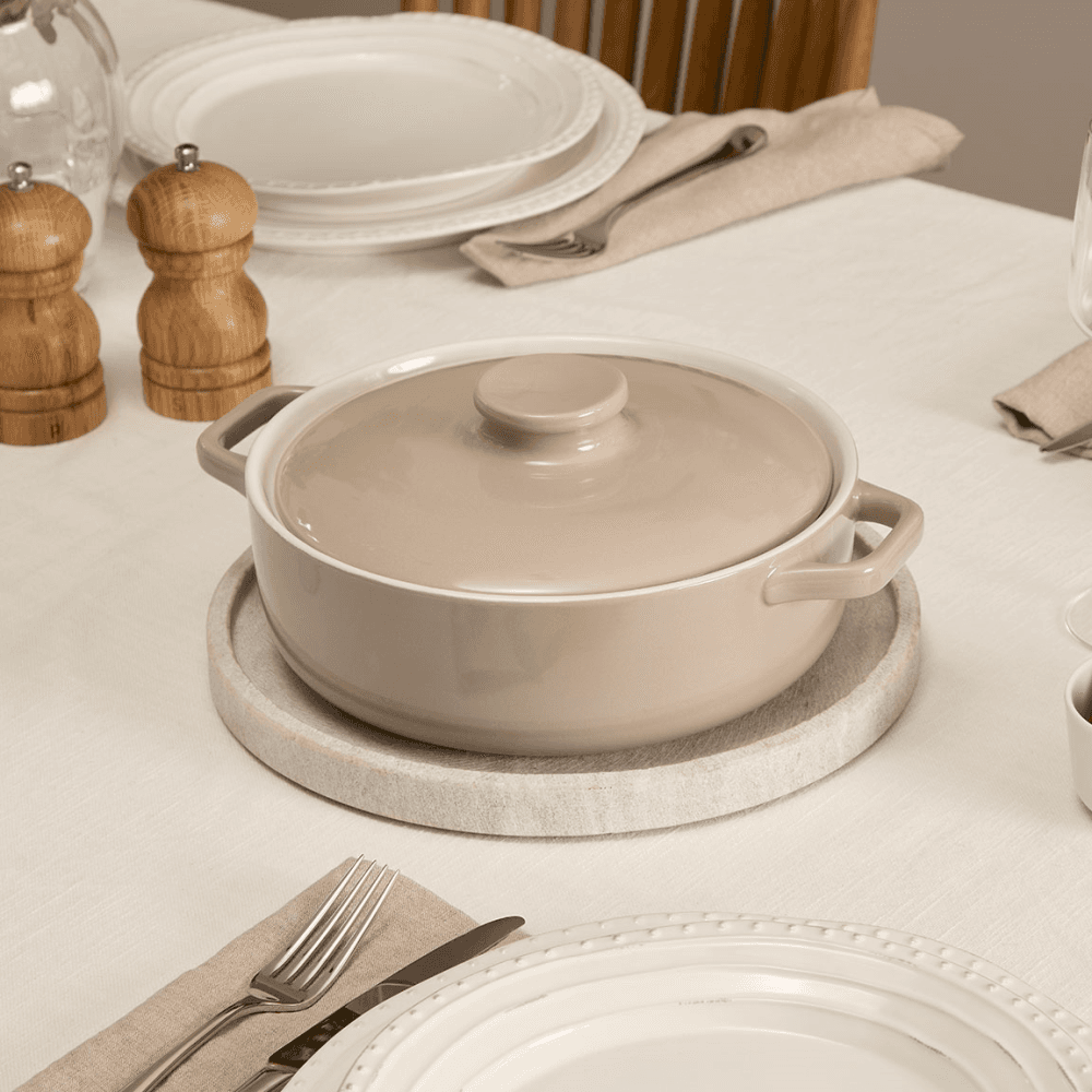 Stoneware Shallow Casserole, Cashmere