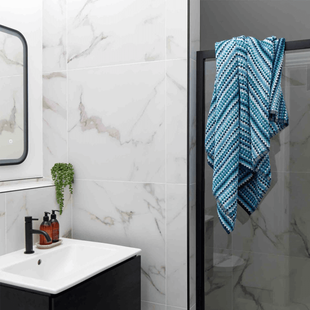 Carnaby Stripe Bath Towel