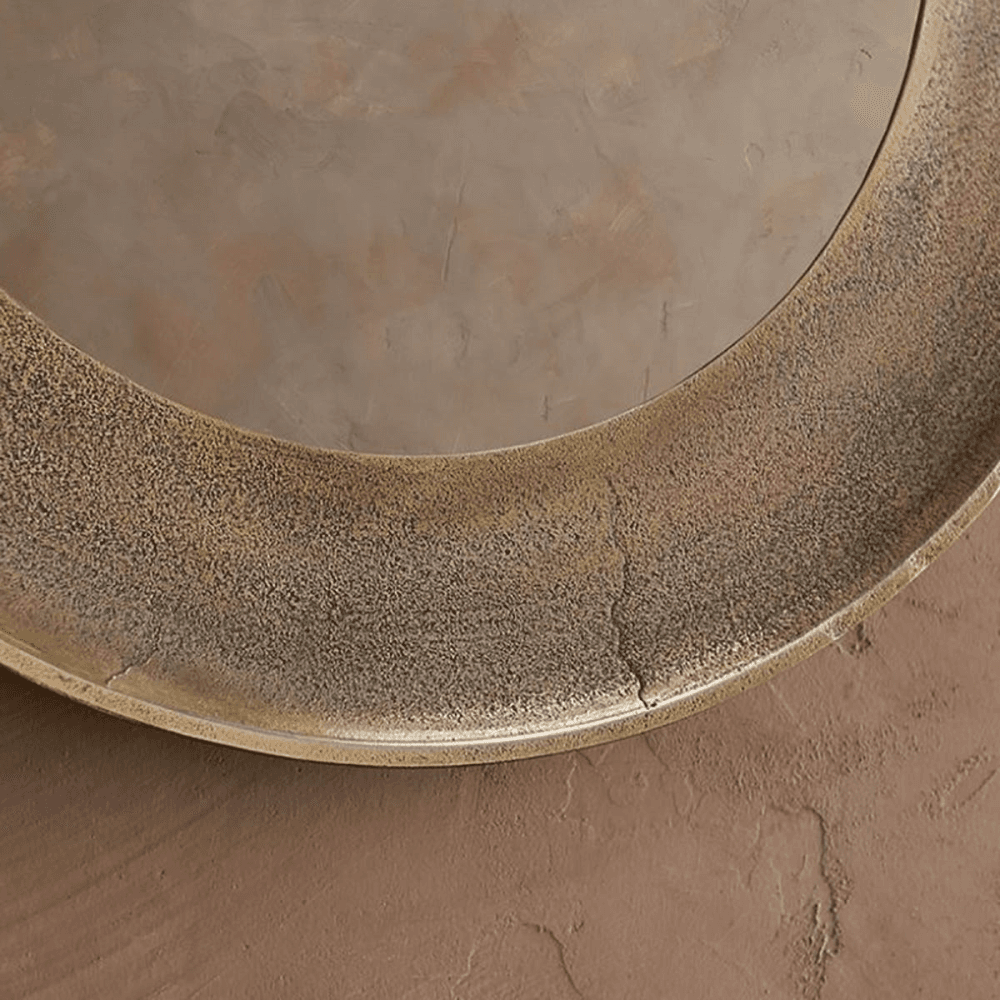 Yakira Mirror