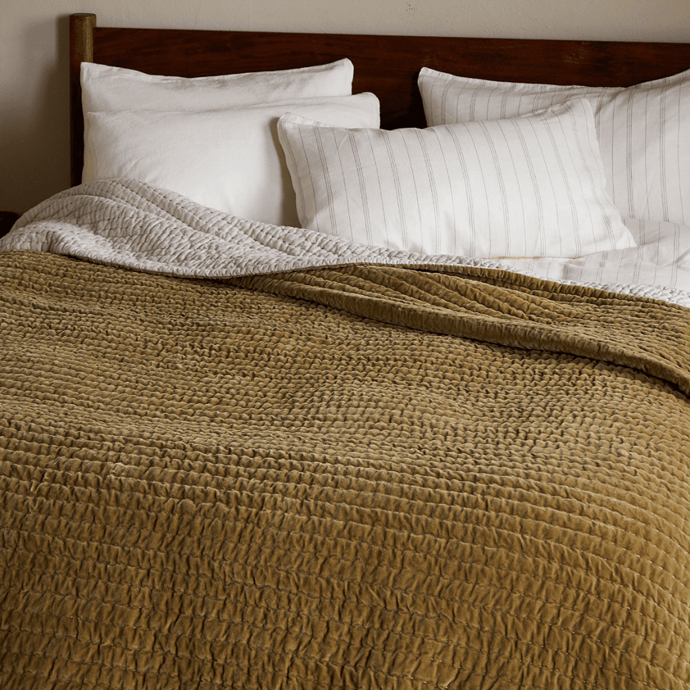Nidra Velvet & Linen Bed Quilt