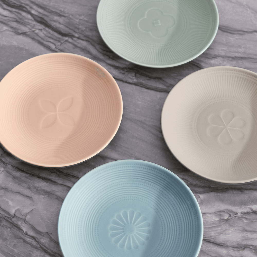 Lambeth Set of 4 Plates