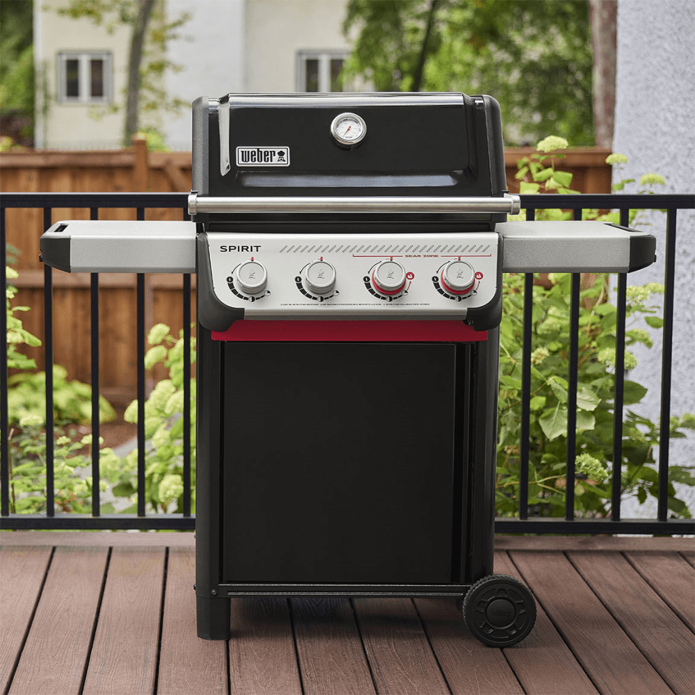 Spirit E-425 Gas Barbecue, Black