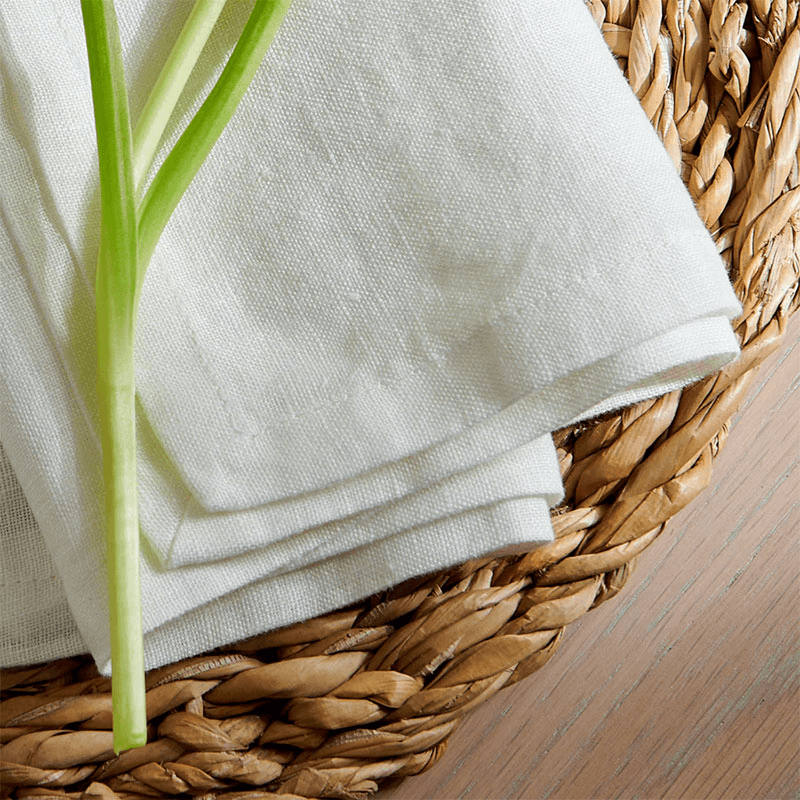 Emily Set of 6 Linen Napkins, Salt