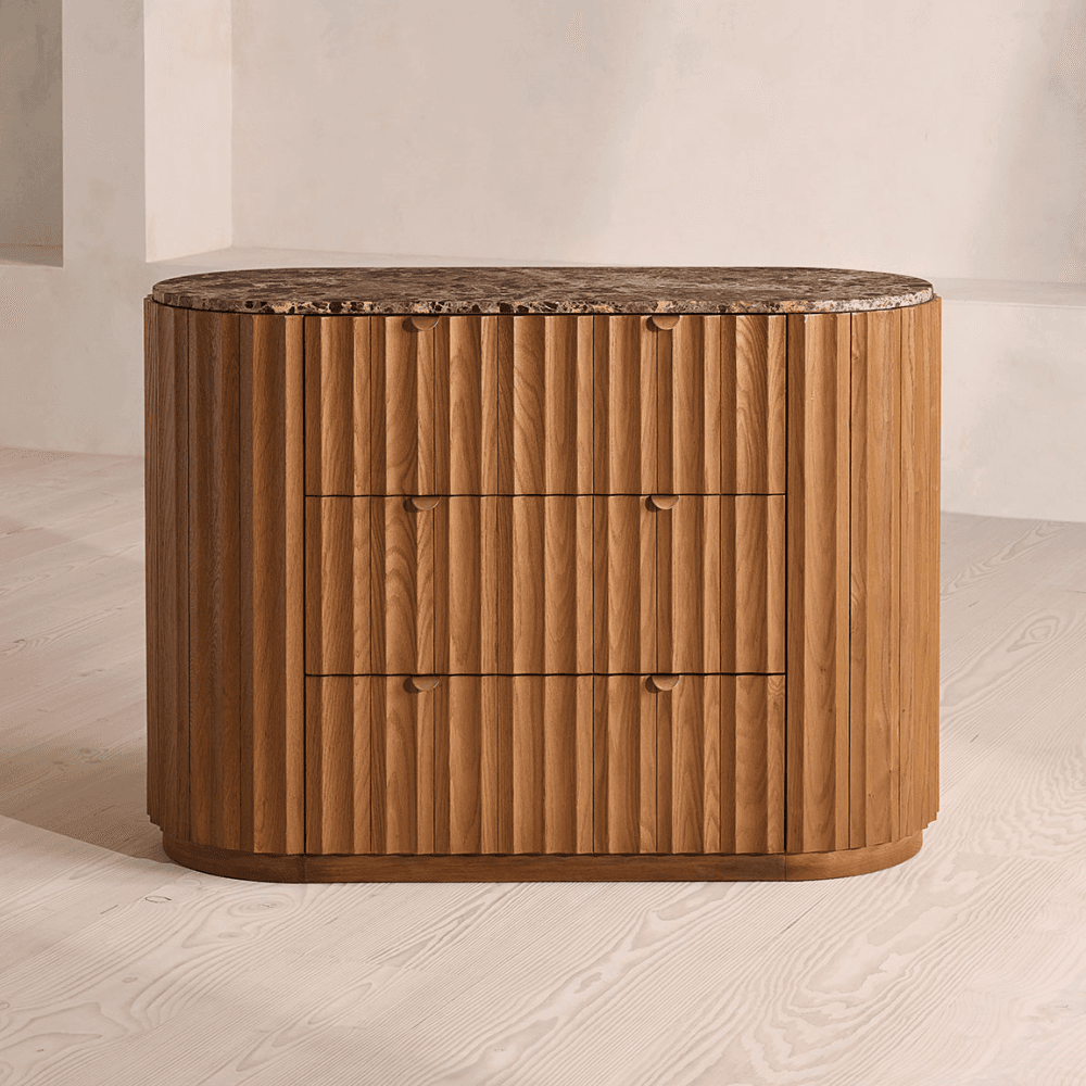 Railton 3 Drawer Dresser, Oak