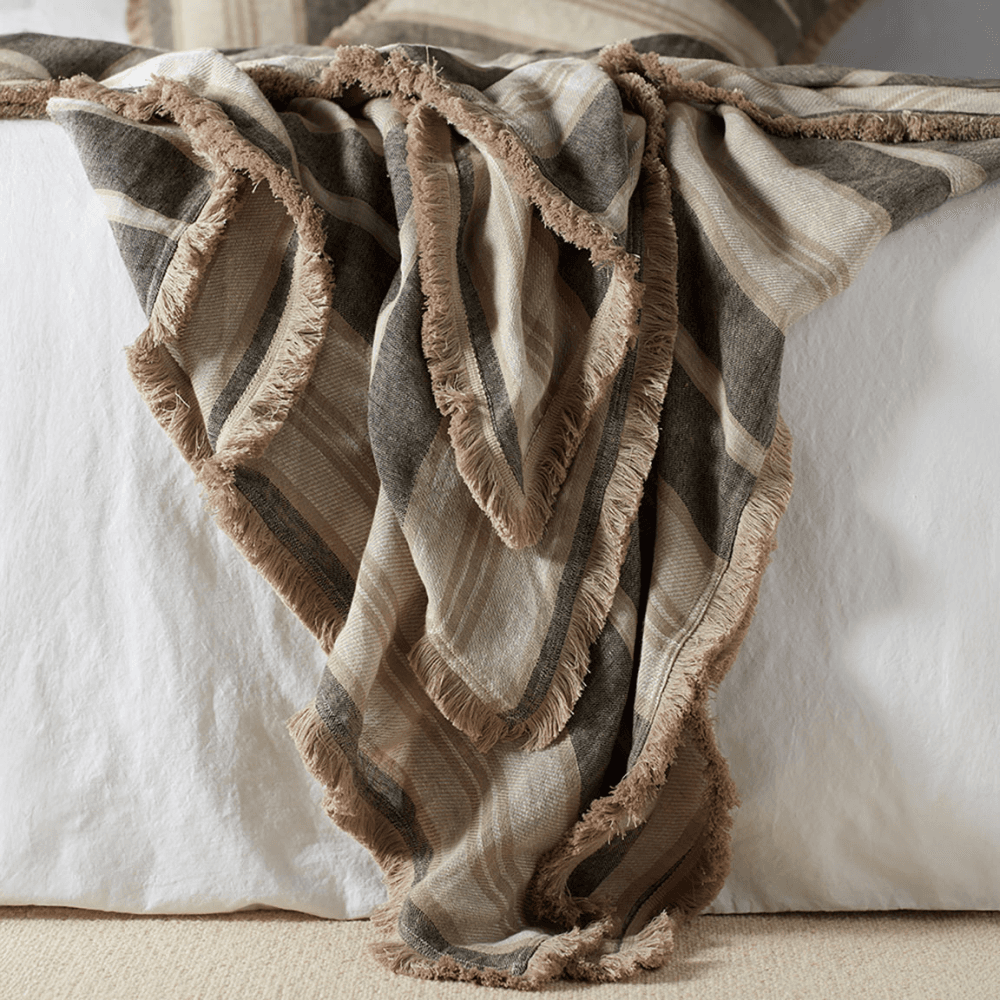 Clara Linen Throw, Natural