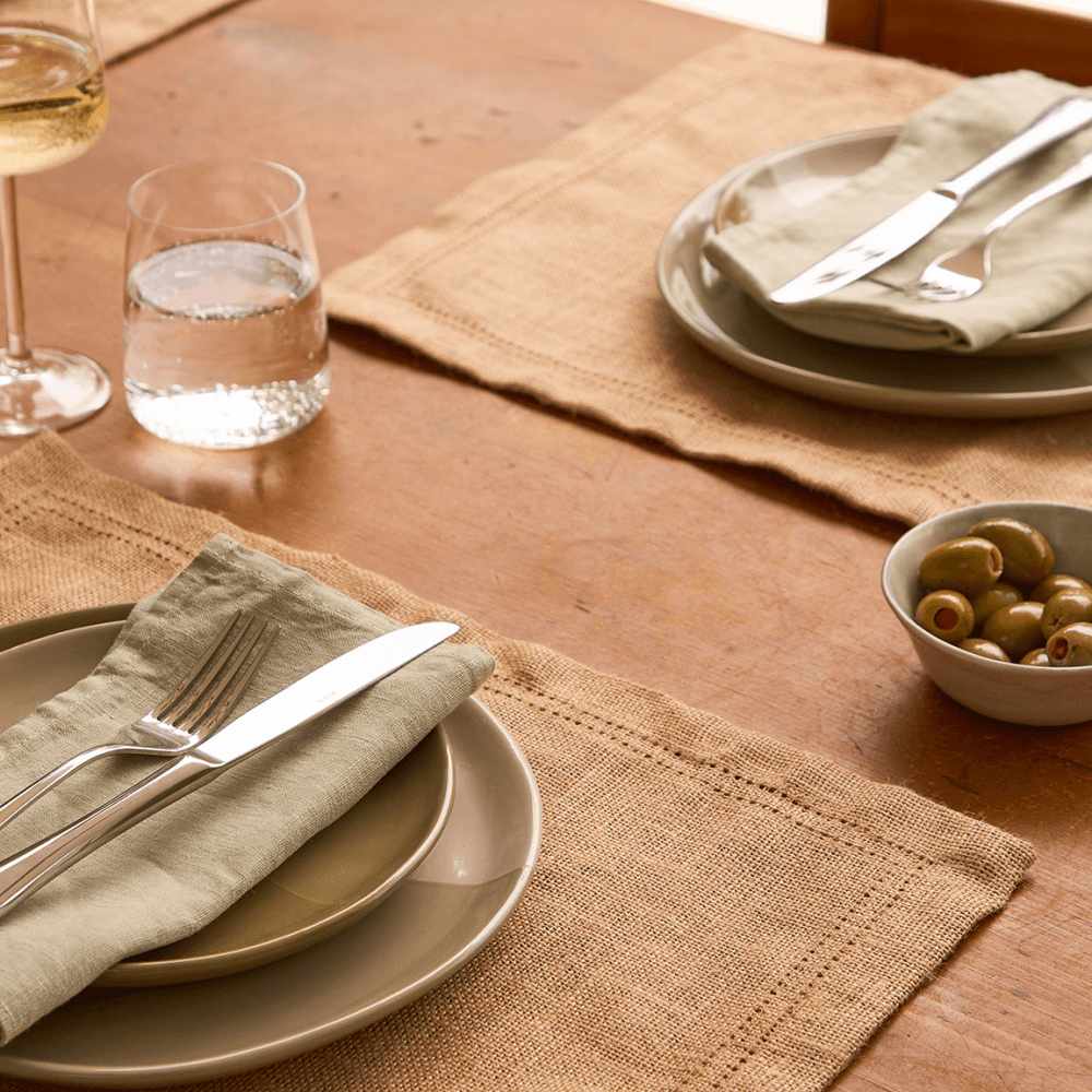 Mikasa Set of 2 Jute Placemats, Natural