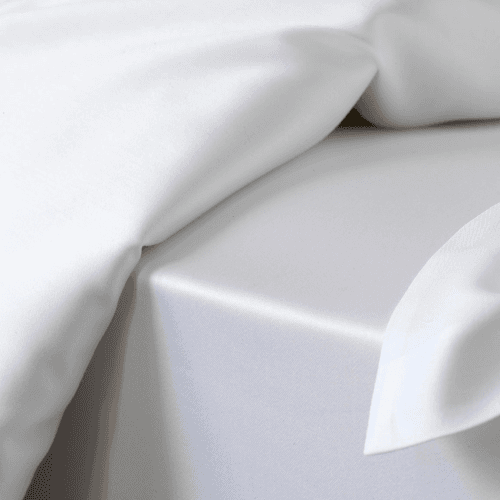 Image showing the Luxury 600 Thread Count 100% Cotton Fitted Sheet product.